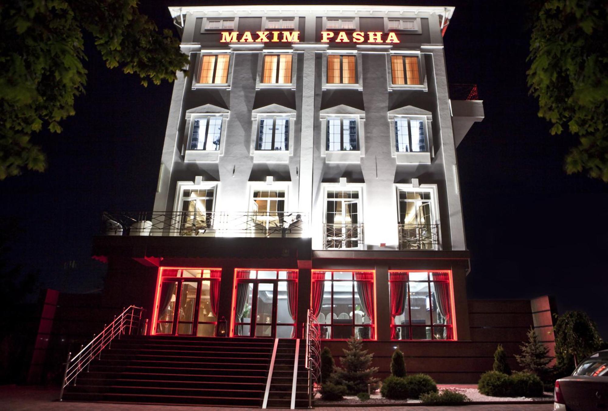 Maxim Pasha Hotel Chisinau Exterior photo